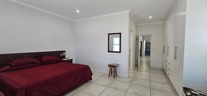 3 Bedroom Property for Sale in Country Club Western Cape